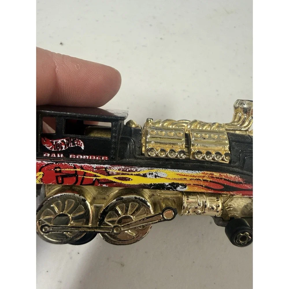 Vintage 1995 Hot Wheels Train Engine Rail Rodder